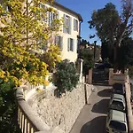 Des Terres Chaudes Proche Bord De Apartamento Menton