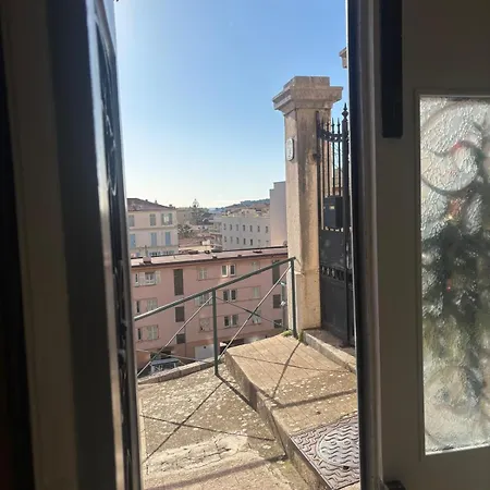 Des Terres Chaudes Proche Bord De Apartamento *