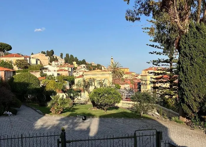 Des Terres Chaudes Proche Bord De Apartment *